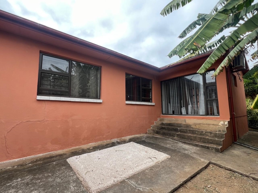 4 Bedroom Property for Sale in Vanes Estate Eastern Cape